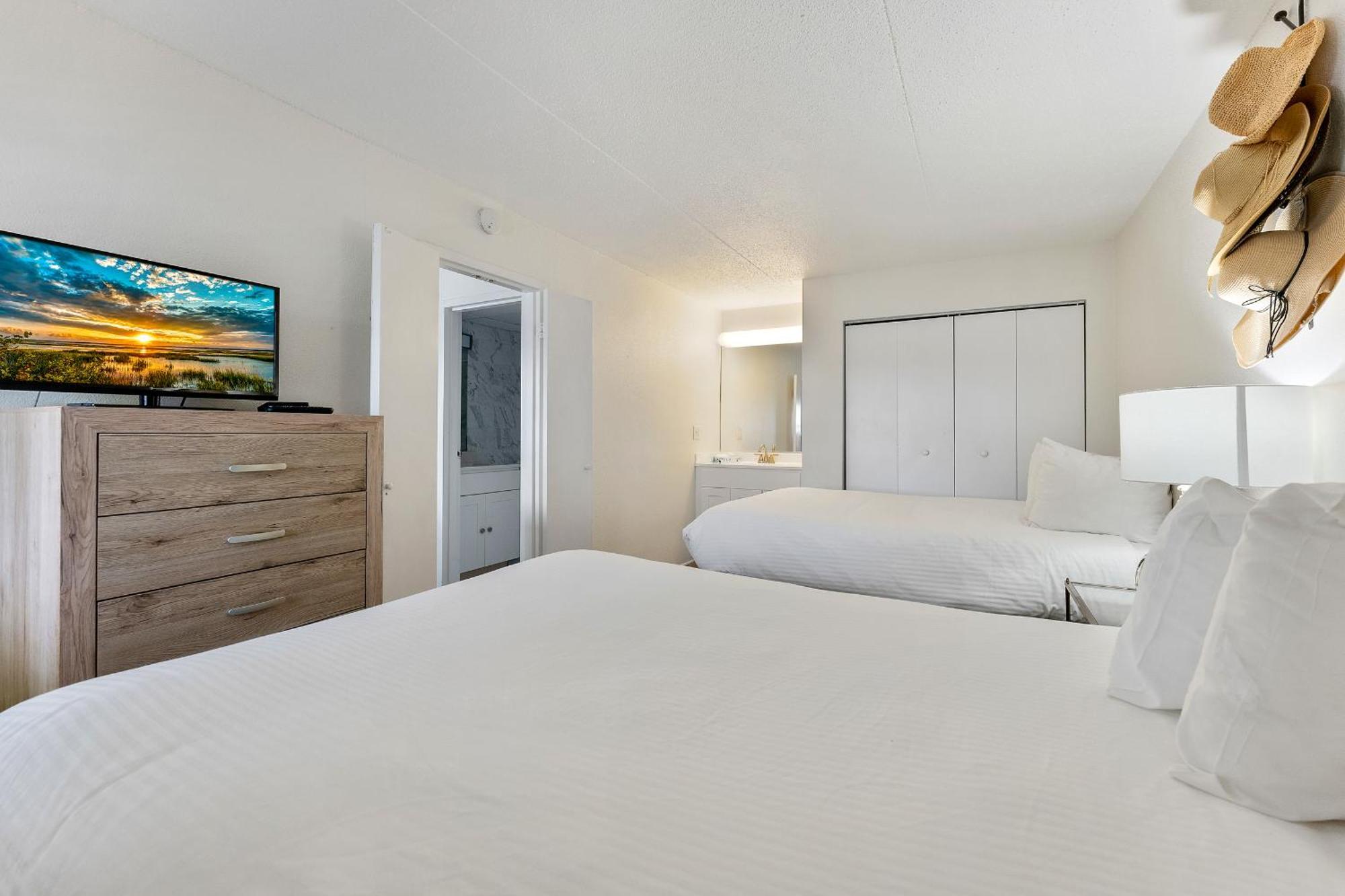 Beachcomber Resort Avalon Zewnętrze zdjęcie