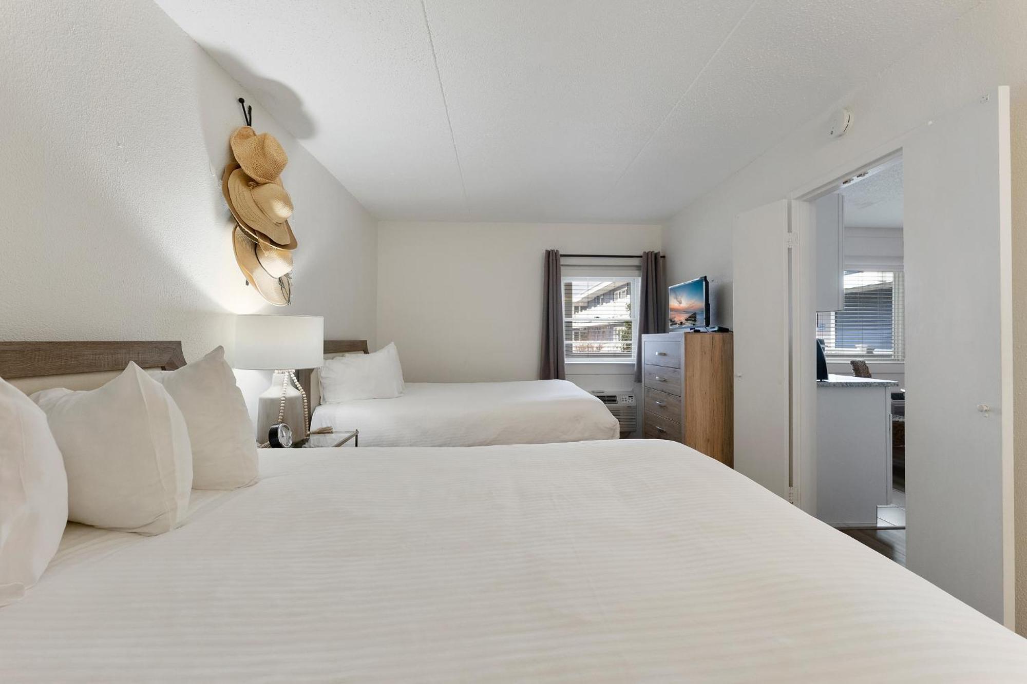 Beachcomber Resort Avalon Zewnętrze zdjęcie